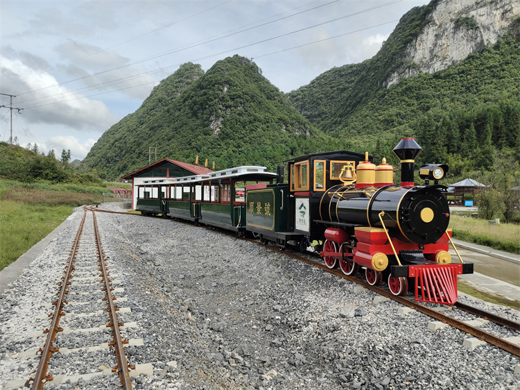 72座軌道小火車（長(zhǎng)順神泉谷2列）