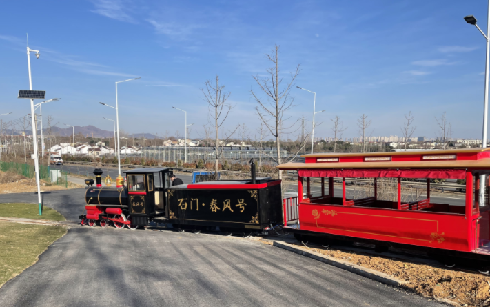 72座花海軌道列車（南京玫瑰園2列）